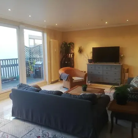 Appartement Penthousewohnung 120 Qm Innenstadt+ Dachterrasse *