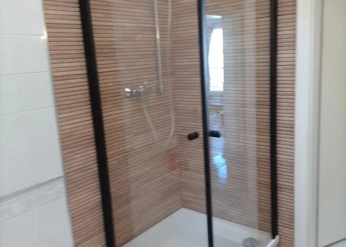 Apartment Penthousewohnung 120 Qm Innenstadt+ Dachterrasse *